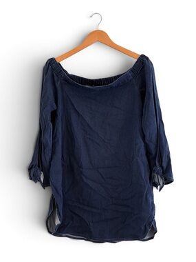 WHBM | NWOT Denim chambray off the shoulder light jean tunic blouse size medium
